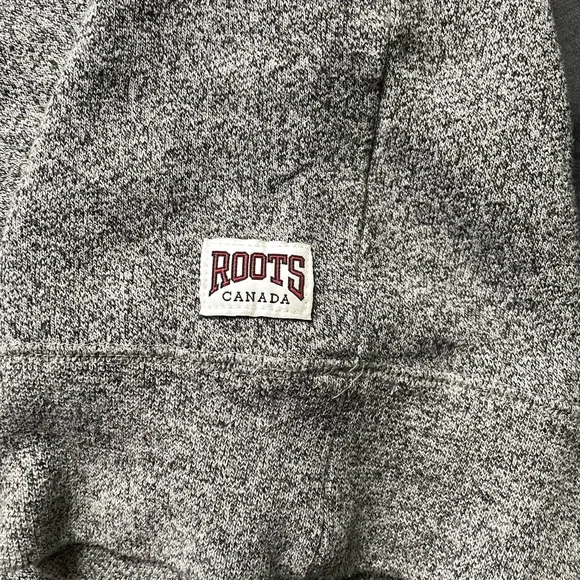Classic Roots Quarter Zip - Picture 2 of 5